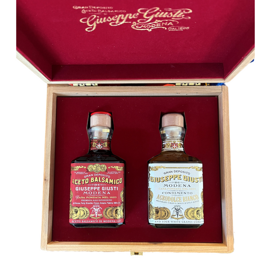 Giusti Gift Box with 3 Medal Balsamic IGP and Agrodulce Bianco